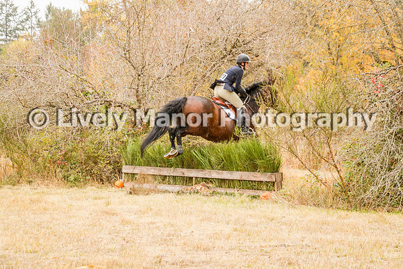 227Laura_0704